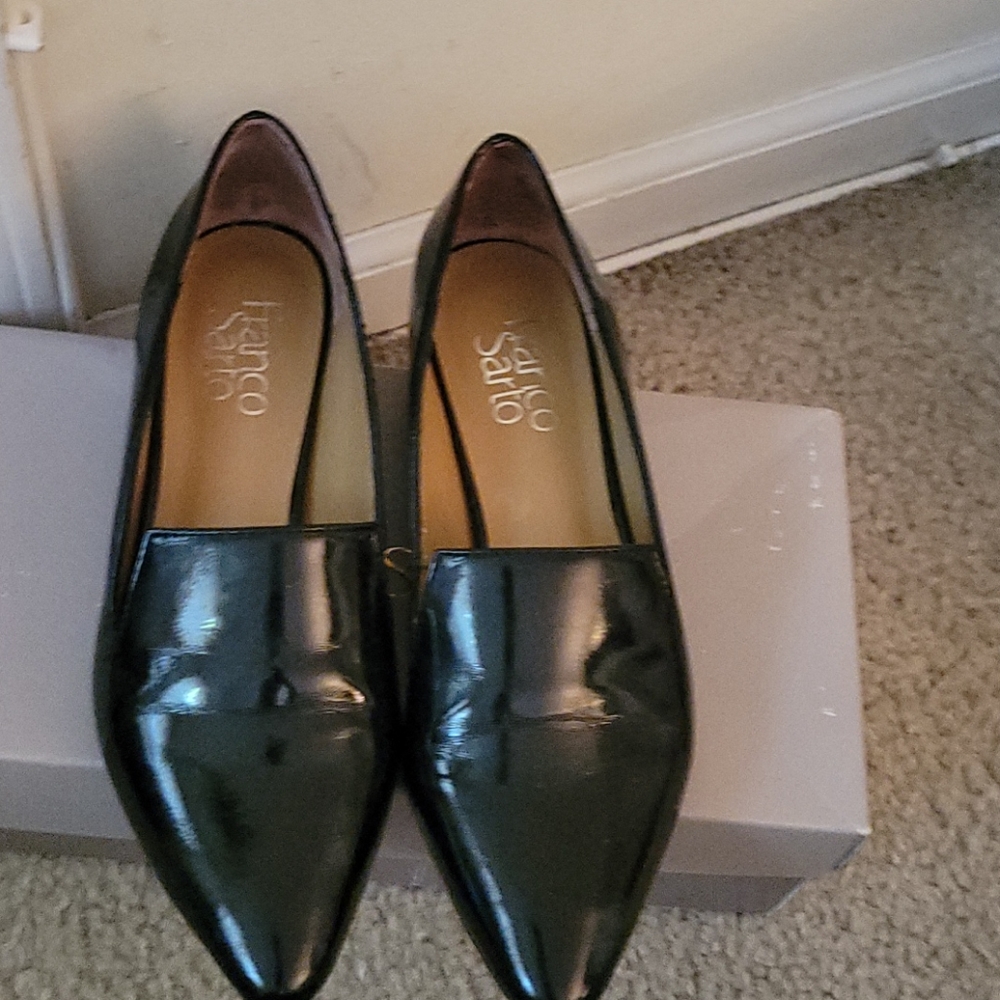 Size 6 patent leather flats